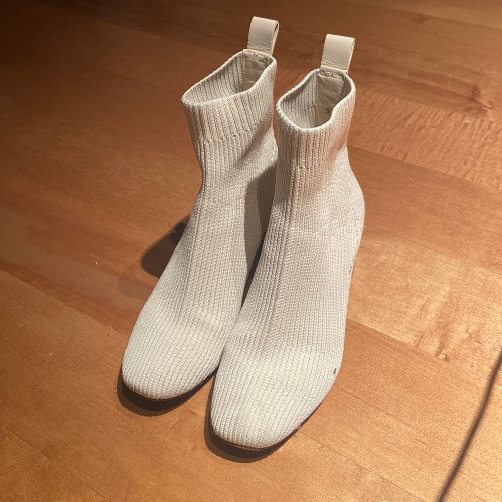 Everlane glove boot